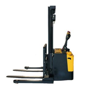 APILADOR ELECTRICO PATA ANCHA 1.600 KG. 4,5 MTS.